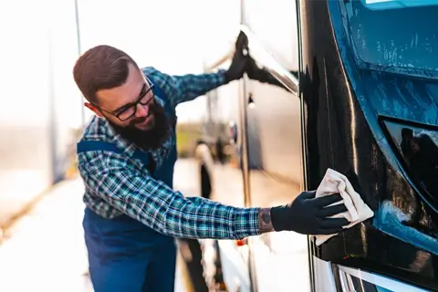 truck silver detailing